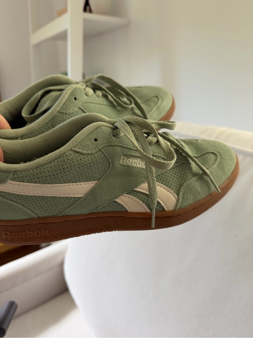 Reebok Classic Green Suede Women’s Sneakers